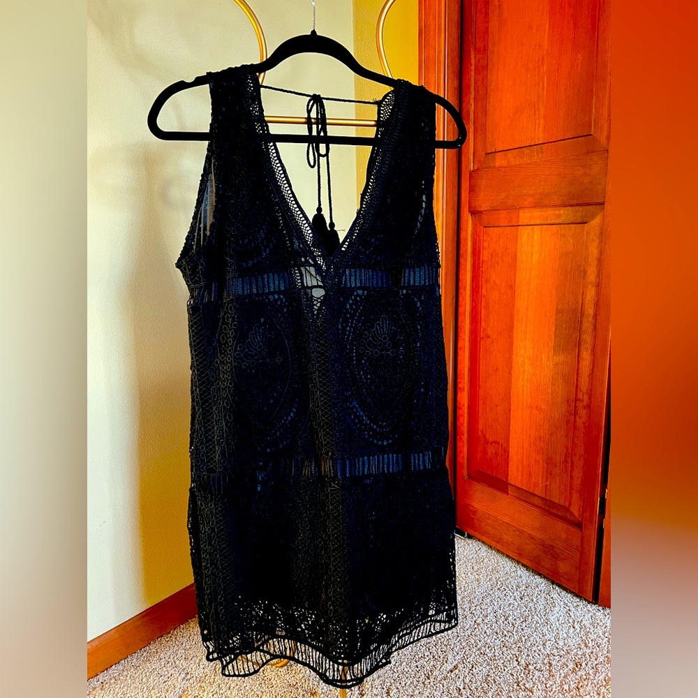 black size Large, evening/sundress 33”L back V cut with tassel tie
